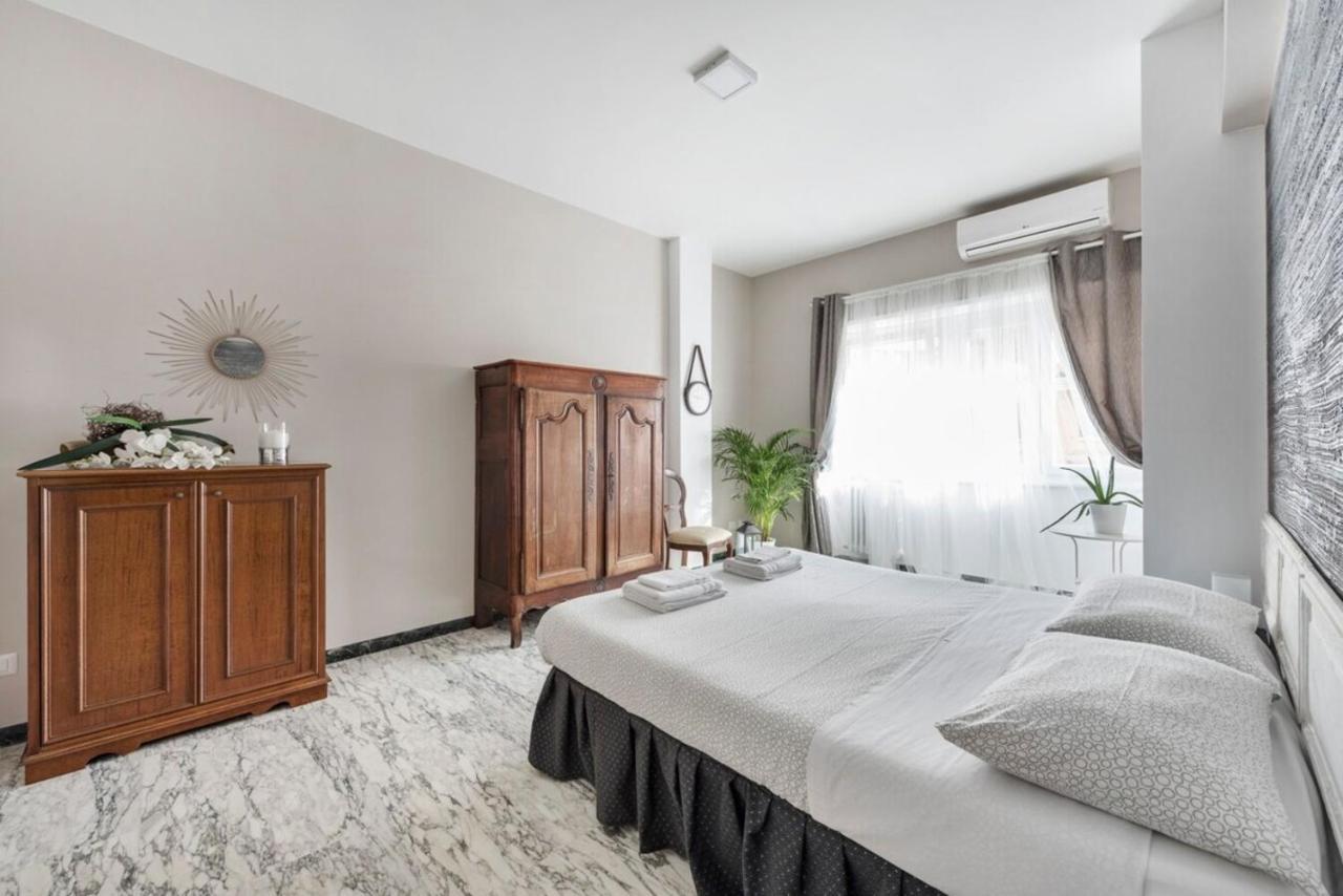 ローマRegina Luxury Flatアパートメント エクステリア 写真